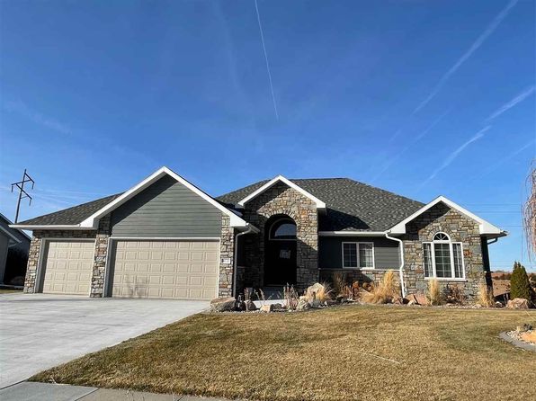 Kearney NE Single Family Homes For Sale - 33 Homes | Zillow