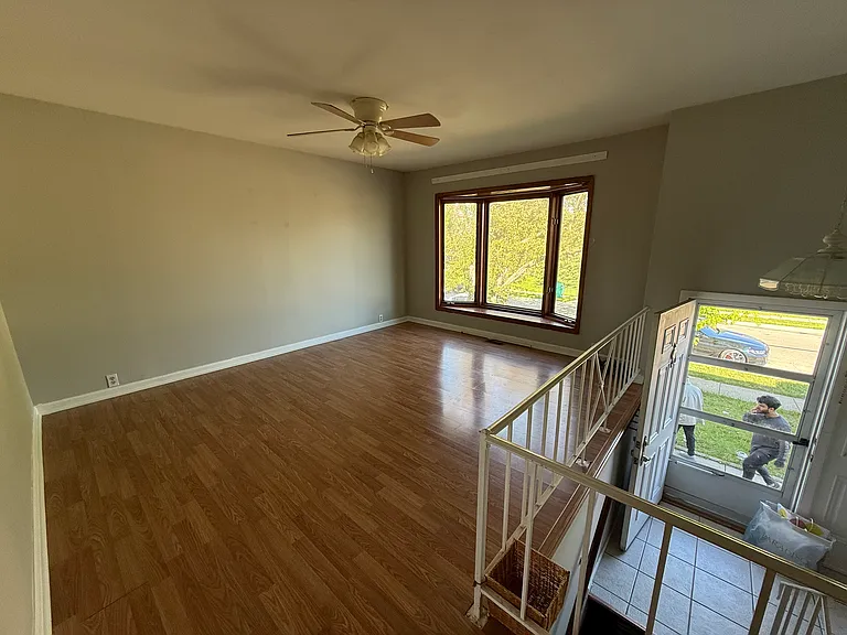 320 Hemlock Ave — Photo 9