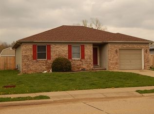 6088 Summit Pointe Way, Newburgh, IN 47630