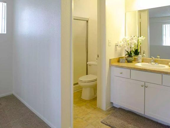 3rd image of 777 Skyridge Ln APT 309