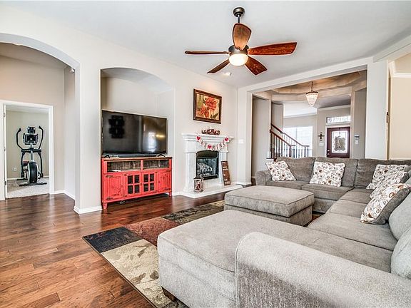 4th image of 2813 Appaloosa Ct