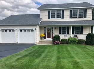 25 Gates Ave, Springfield, MA 01118