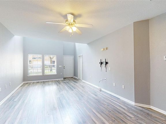 3rd image of 6222 Ashbury Palms Dr