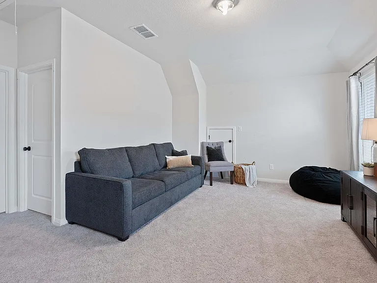 179 Kings Canyon Dr — Photo 18