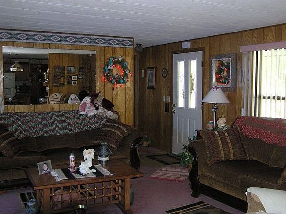 5th image of 207 Circle Ln