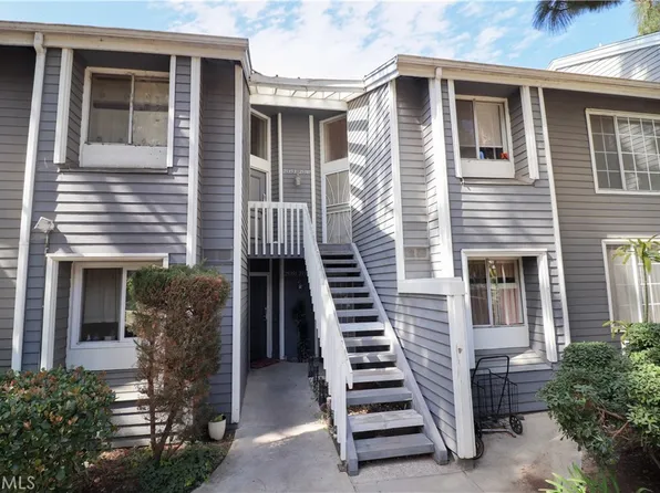 25349 Pine Creek Ln #11, Wilmington, CA 90744