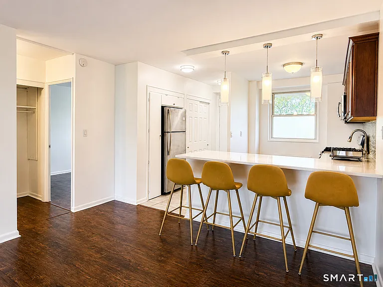 91 Strawberry Hill Ave #534 — Photo 3