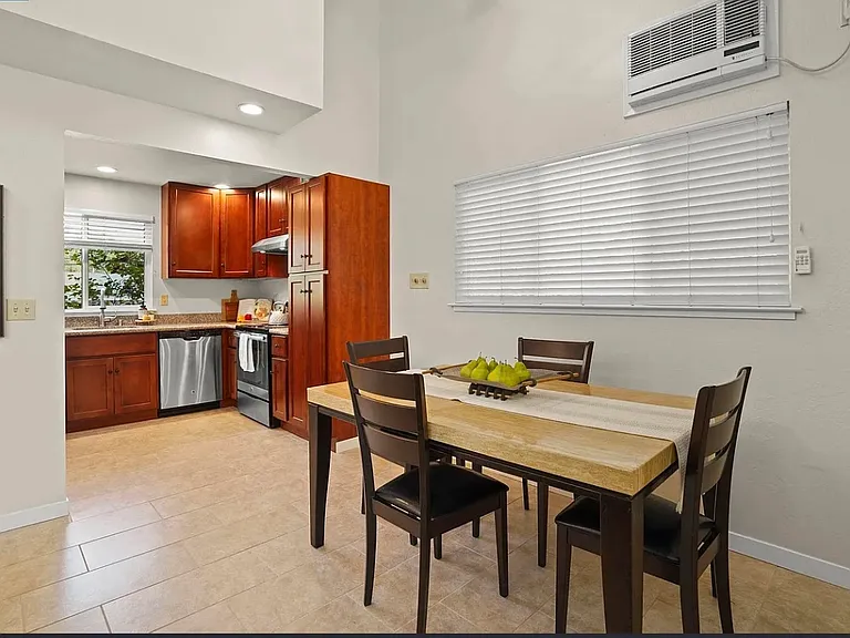3609 Walnut St — Photo 7