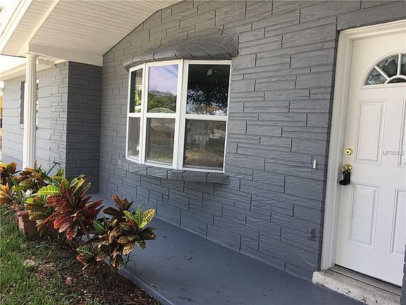 2nd image of 3736 Kingsbury Dr