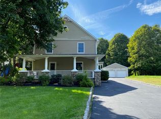 65 Furnace Woods Rd, Cortlandt Manor, NY 10567