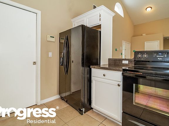 5th image of 2217 Grand Tree Ct