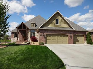 1424 N Rich Hill Cir, Nixa, MO 65714