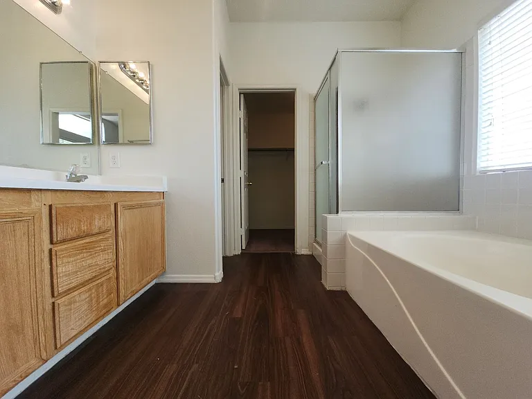 9907 Sparrow Ridge Ave — Photo 29
