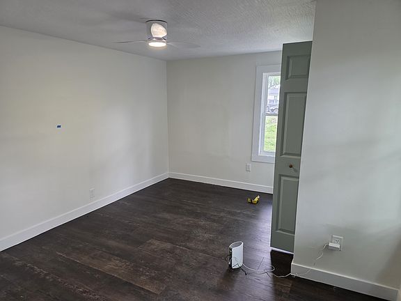 4th image of 2129 Eddystone Ave