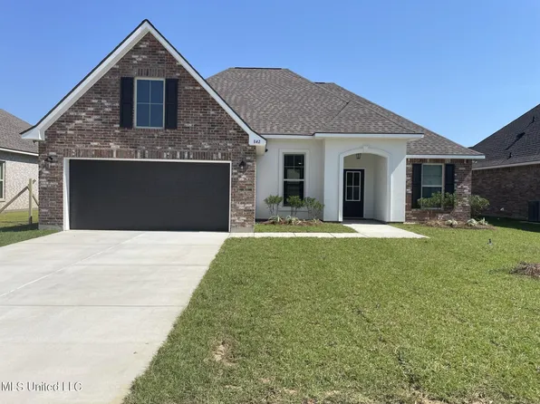 842 Ahoy Dr, Biloxi, MS 39532