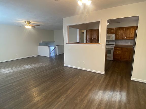 3rd image of 4214 Chisholm Trail Dr