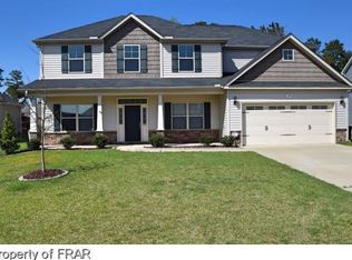 689 Wedgefield Dr, Raeford, NC 28376