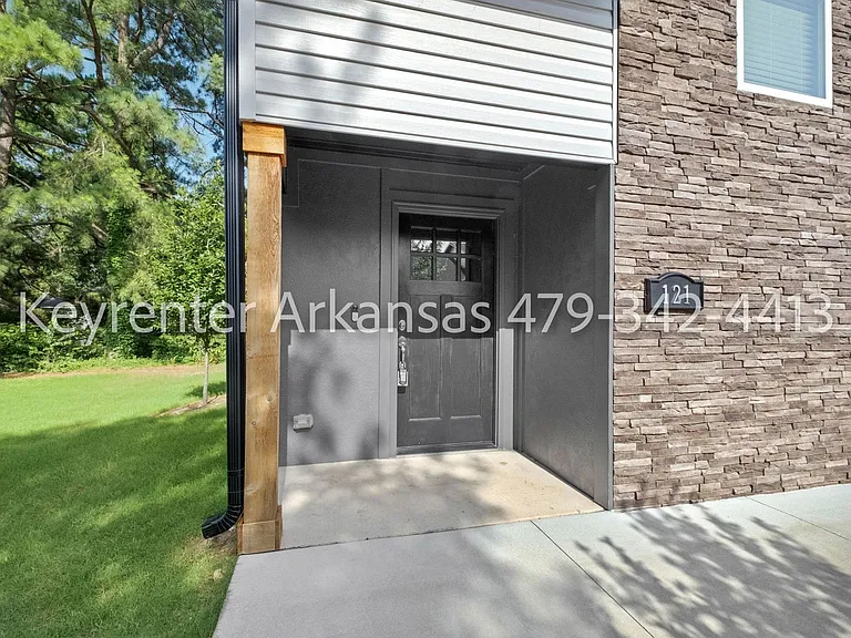 899 N Rupple Rd #121 — Photo 4