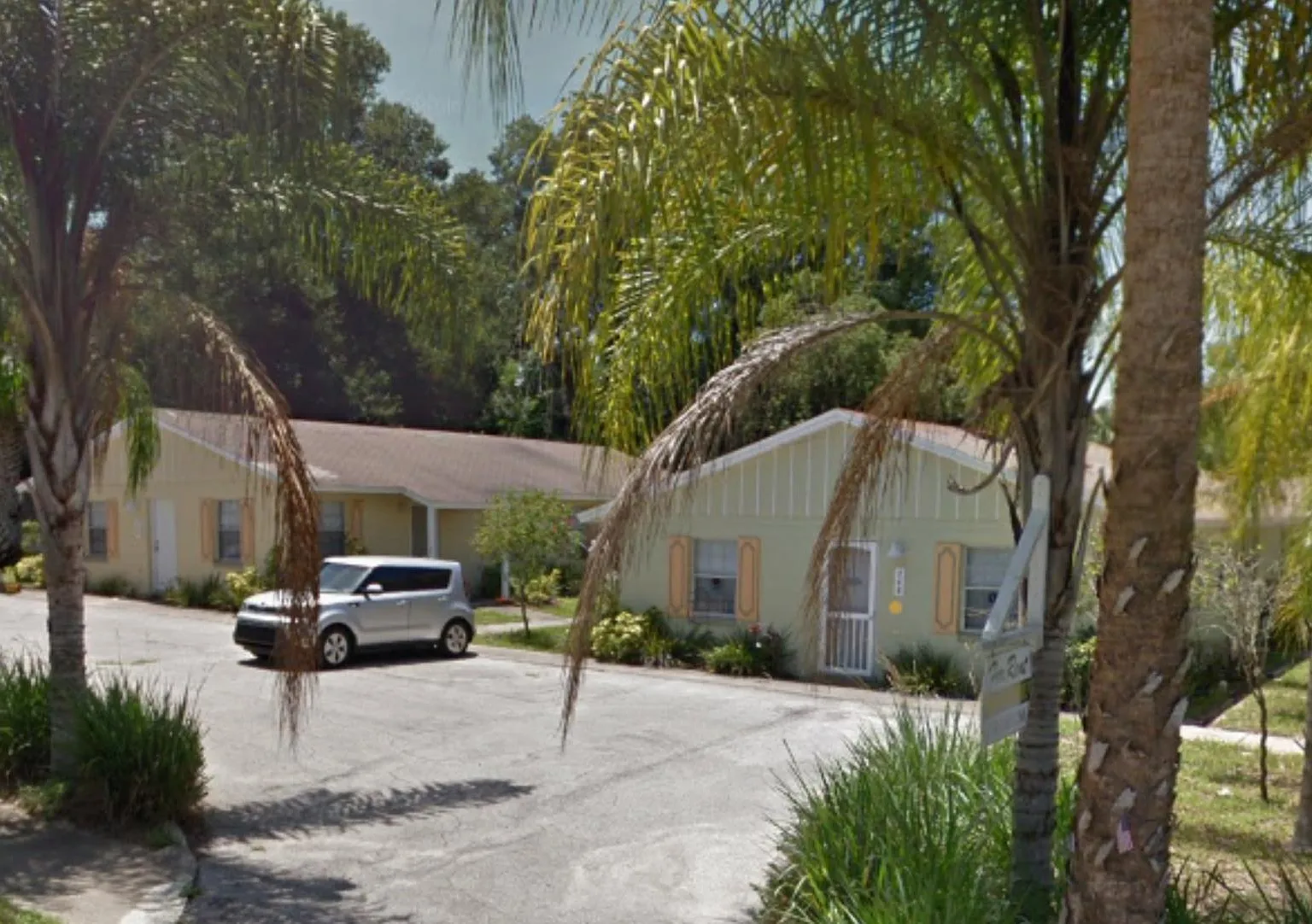 Liberty Ave, Mount Dora — Photo 3