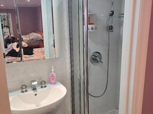 1625 Emmons Avenue image 13 of 25