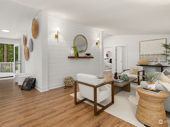 4th image of 8050 Sands Avenue NE