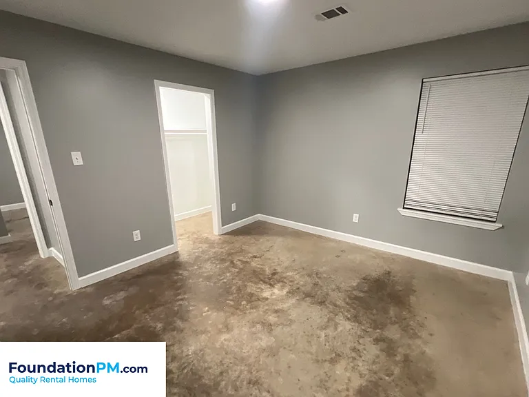 1273 Englewood St — Photo 6
