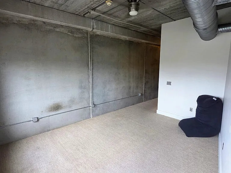 309 E 5th St #501 — Photo 12