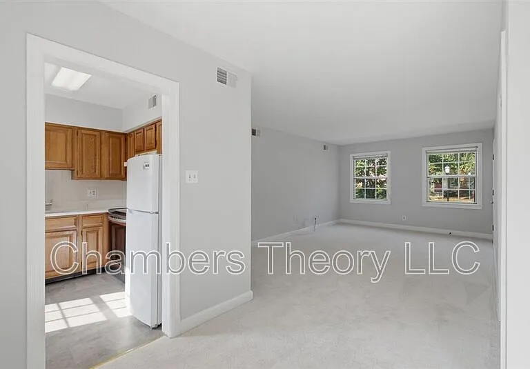 2603 Arlington Blvd #102 — Photo 9