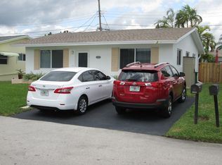 2707 NW 52nd St, Tamarac, FL 33309