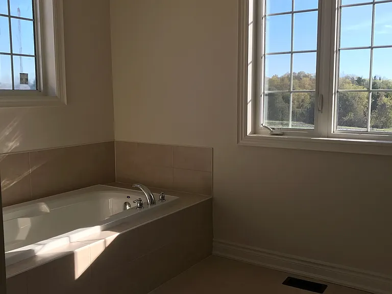 60 Baleberry Cres — Photo 19