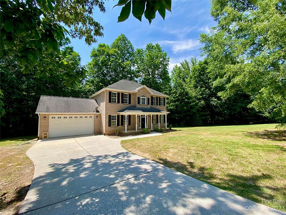 2nd image of 345 Spence Dr