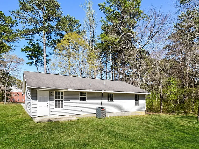 1267 Old Conley Rd — Photo 15