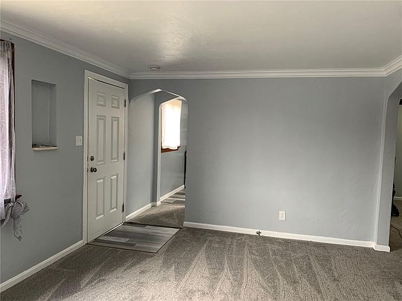 5th image of 572 Brinwood Ave