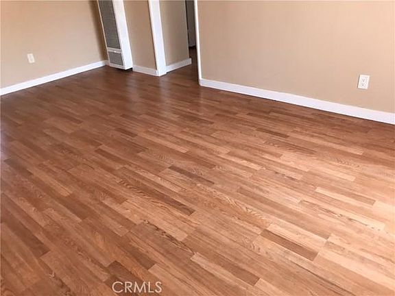 5th image of 15230 S Normandie Ave #4