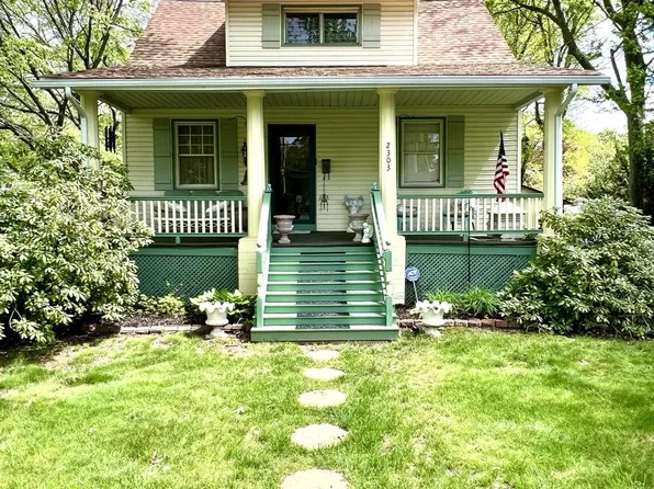 2303 Broadway Ave, Hatboro, PA 19040