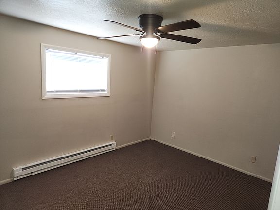 5th image of 190 Moonlite Dr #3
