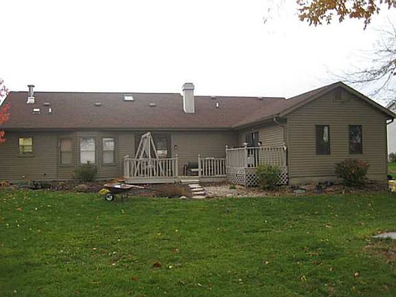 2nd image of 211 Brown Dr