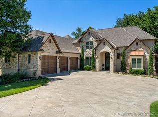 10610 S Nandina Ct, Jenks, OK 74037