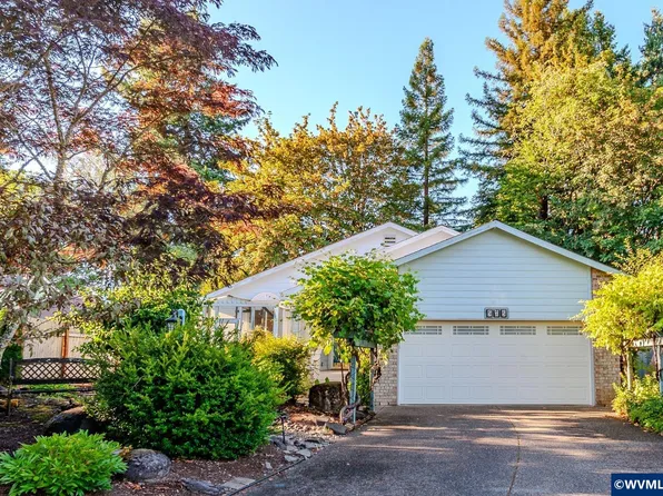 525 E Mill Stream Woods Rd, Stayton, OR 97383