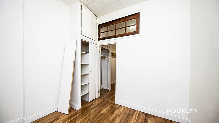 Rented by Nooklyn NYC LLC | media 7
