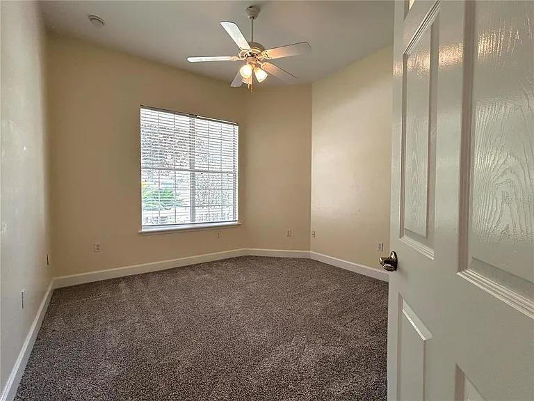 14424 NW 22nd Pl — Photo 11