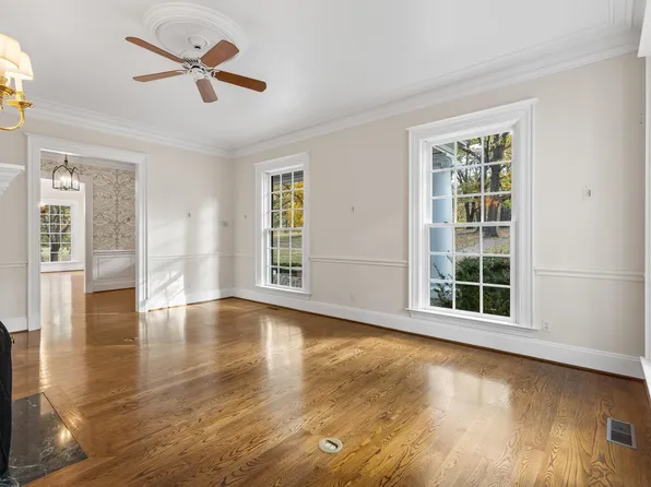 1 Meriwether Pond, Harrison, AR 72601