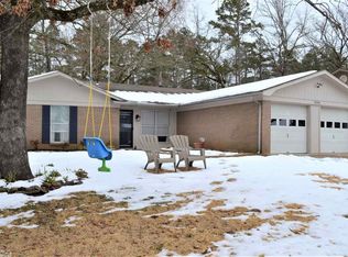 8506 Leatrice Dr, Little Rock, AR 72227