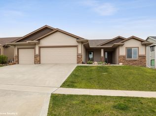 1346 S 7th St, Adel, IA 50003