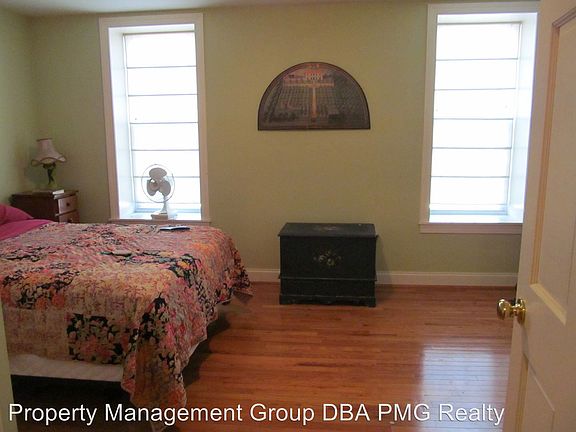 4th image of 2906 Poplar St #2
