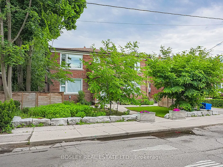 20 Markdale Ave #3 — Photo 2