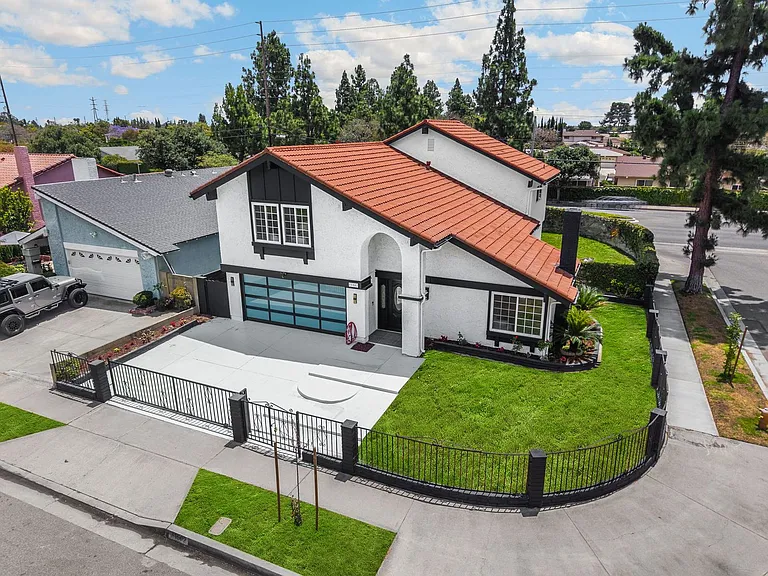 11502 Bingham St — Photo 55