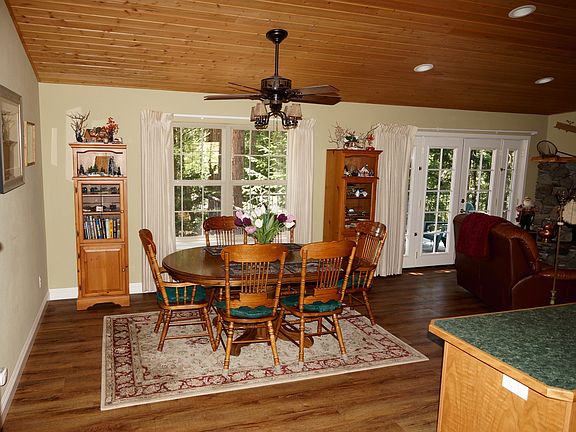 4th image of 4619 Deer Haven Dr