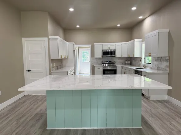 448 Commerce St, Alto, TX 75925