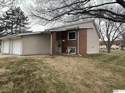 271 Parkside Ln, Lincoln, NE, 68521